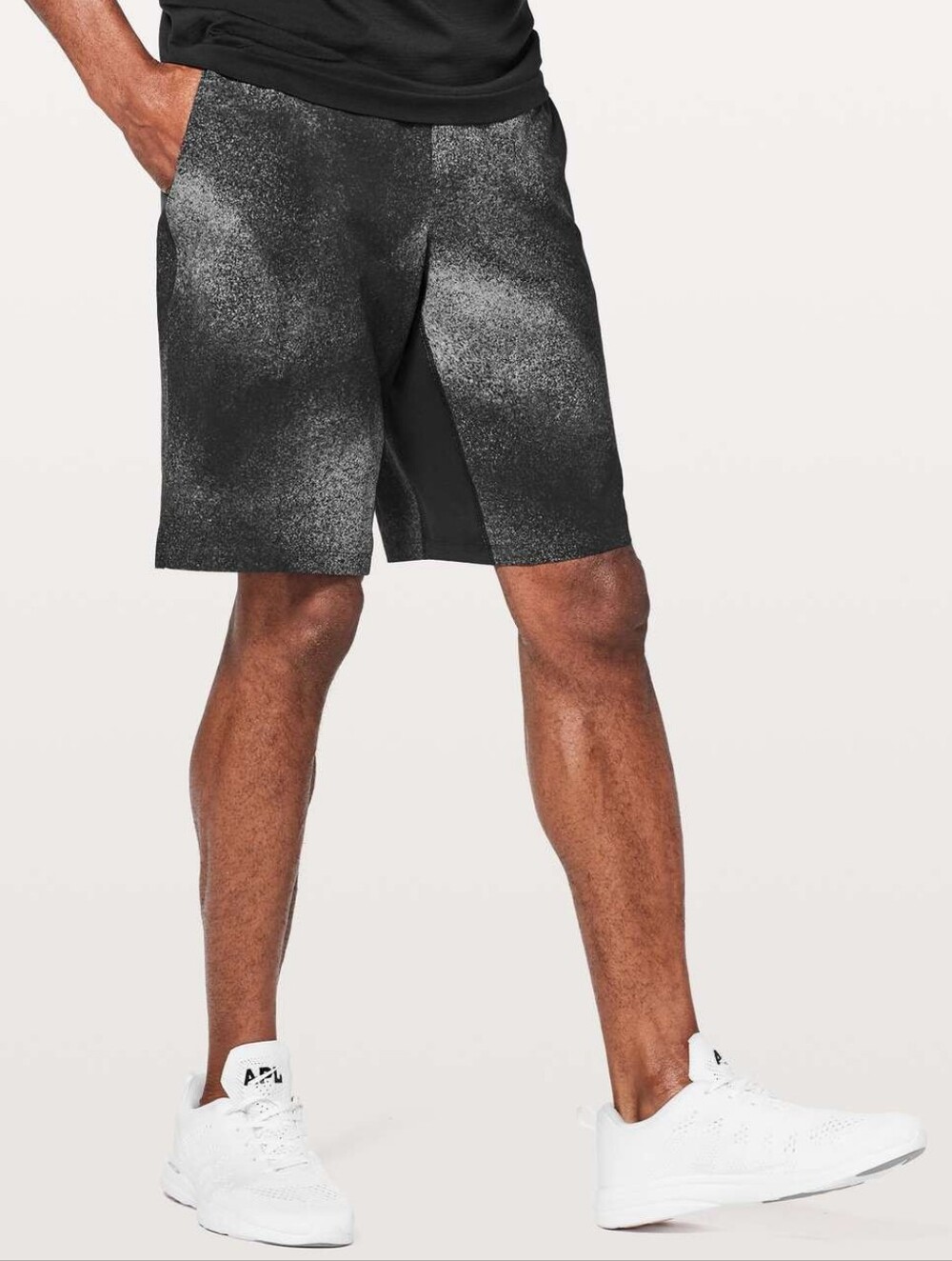 Lululemon Men’s T.H.E. Short Ocean Spray Black & Gray Size XS